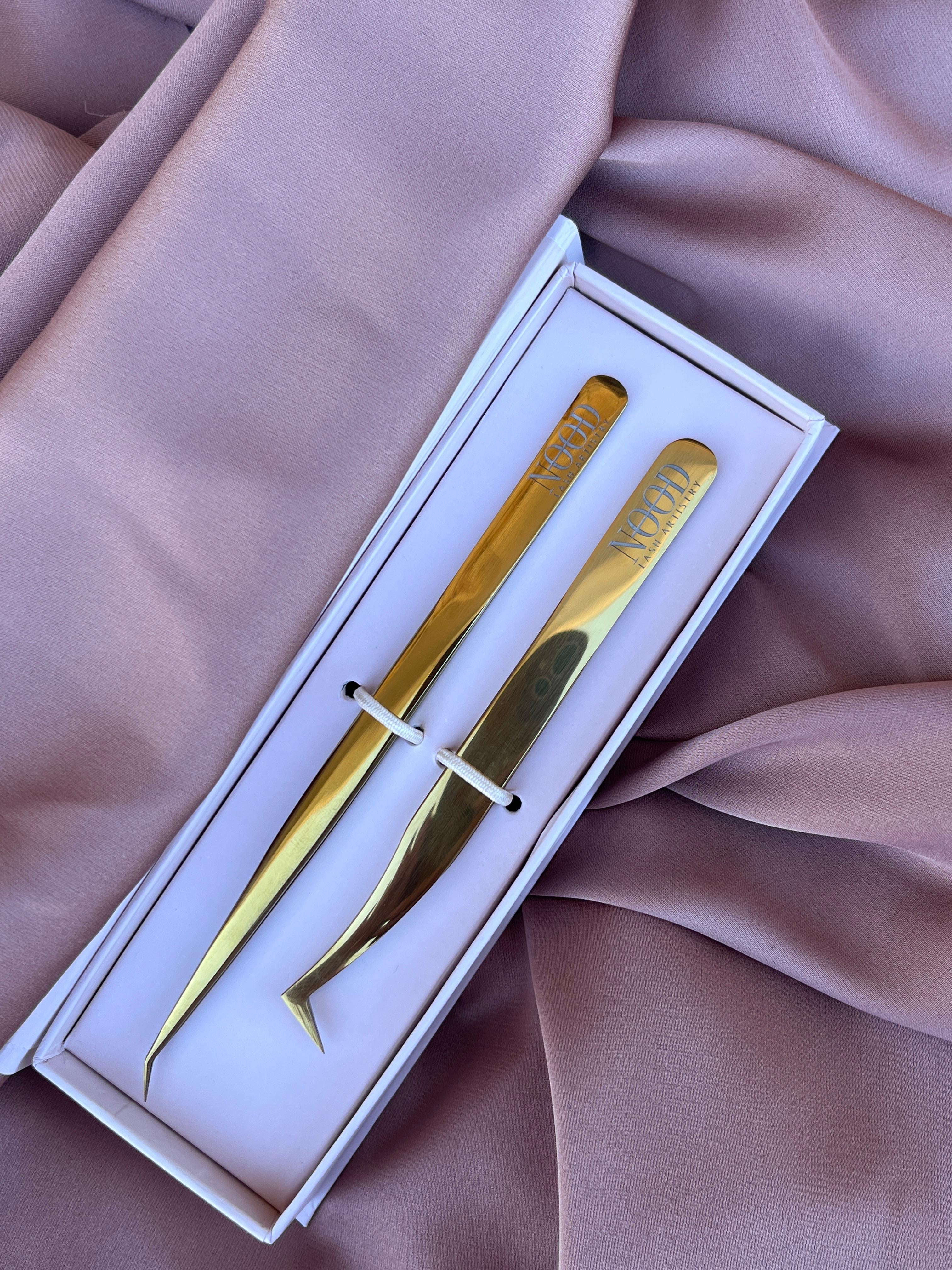 Tweezers